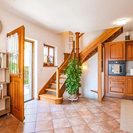 別荘 La Coccinella カンノビオ